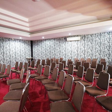 דנפסאר Grand Lifestyle Hotel מראה חיצוני תמונה
