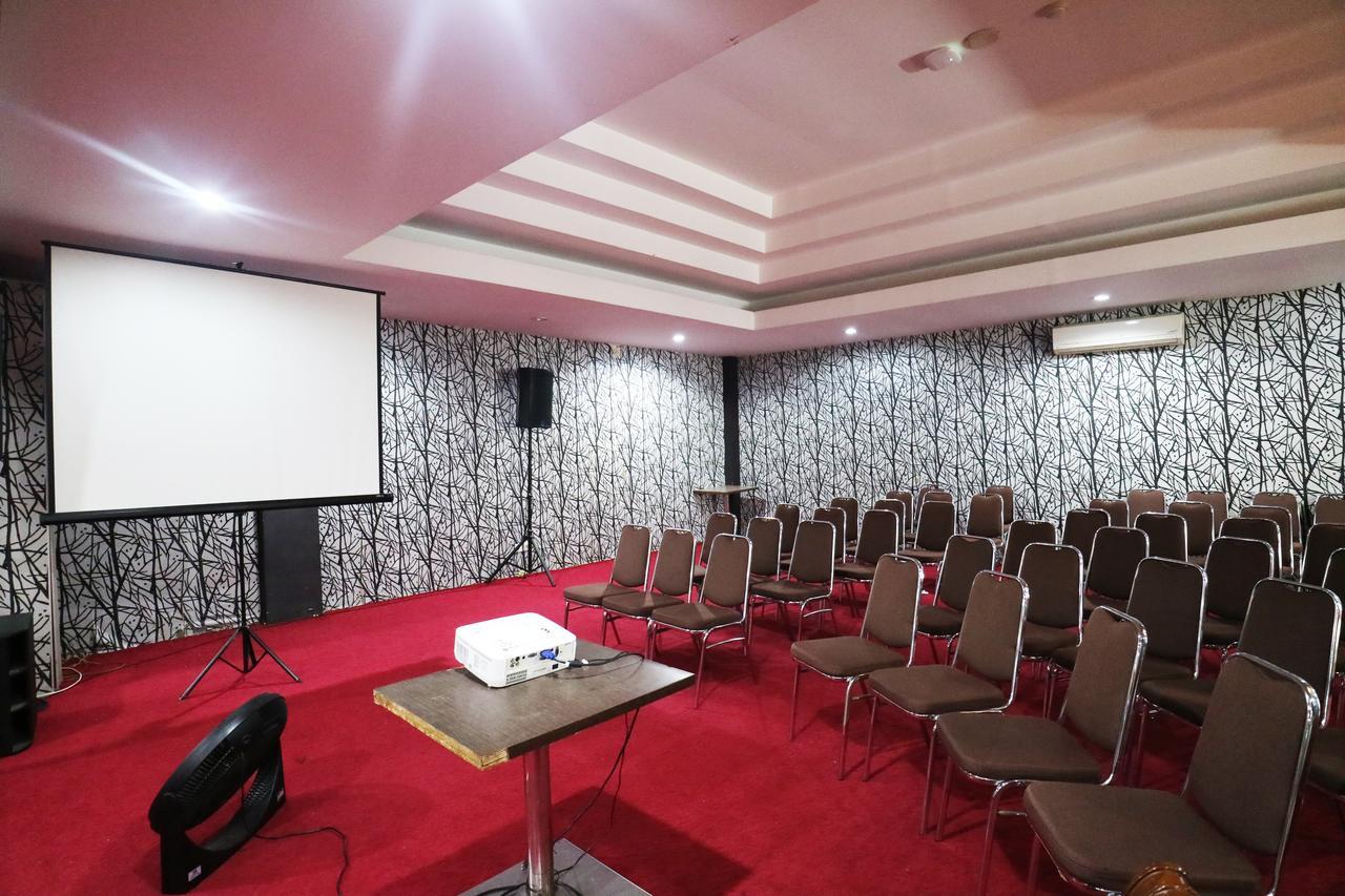 דנפסאר Grand Lifestyle Hotel מראה חיצוני תמונה